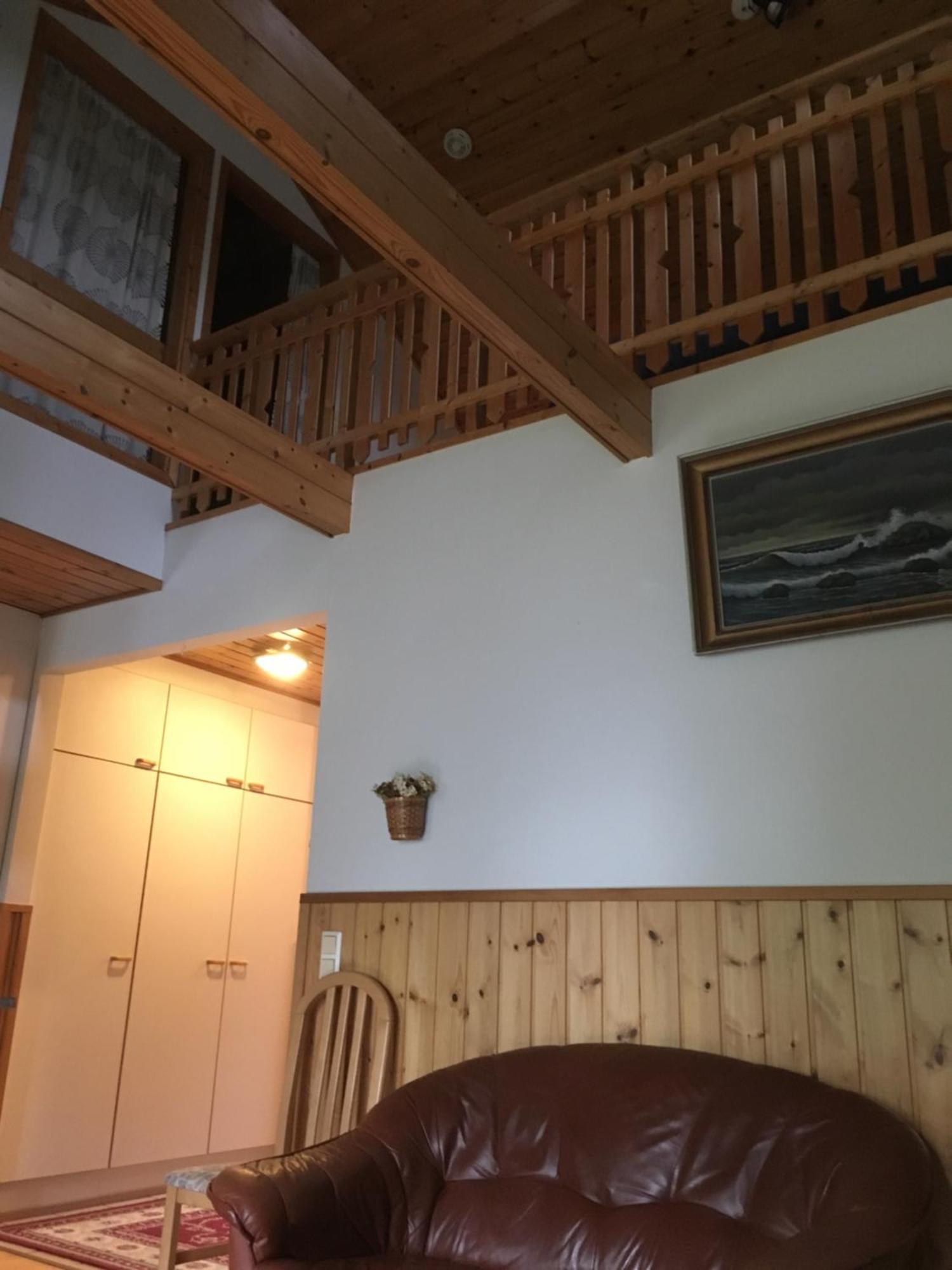 Paljakka Moekit Kotila Ruang foto